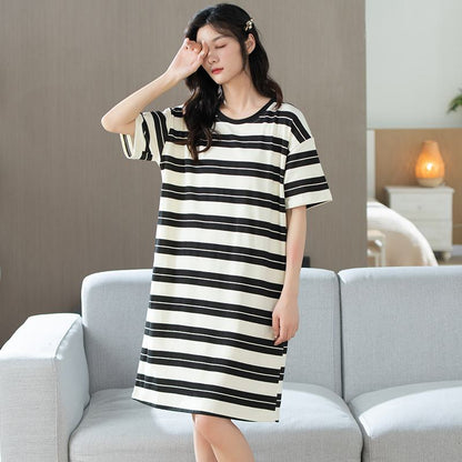 Pullover-Streifen-Lounge-Kleid aus reiner Baumwolle mit Rundhalsausschnitt