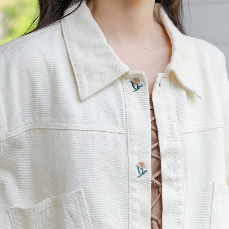 Simplicity Flower Embroidery Loose-Fit Washed Denim Jacket