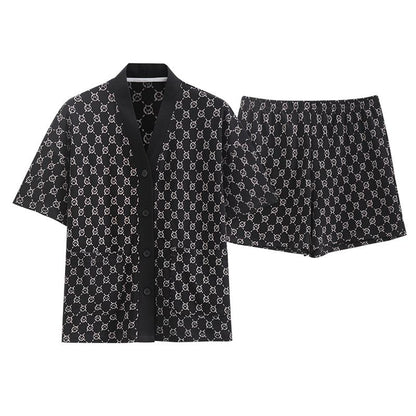 Conjunto de pijama de seda de manga corta con cuello en V y botones delanteros