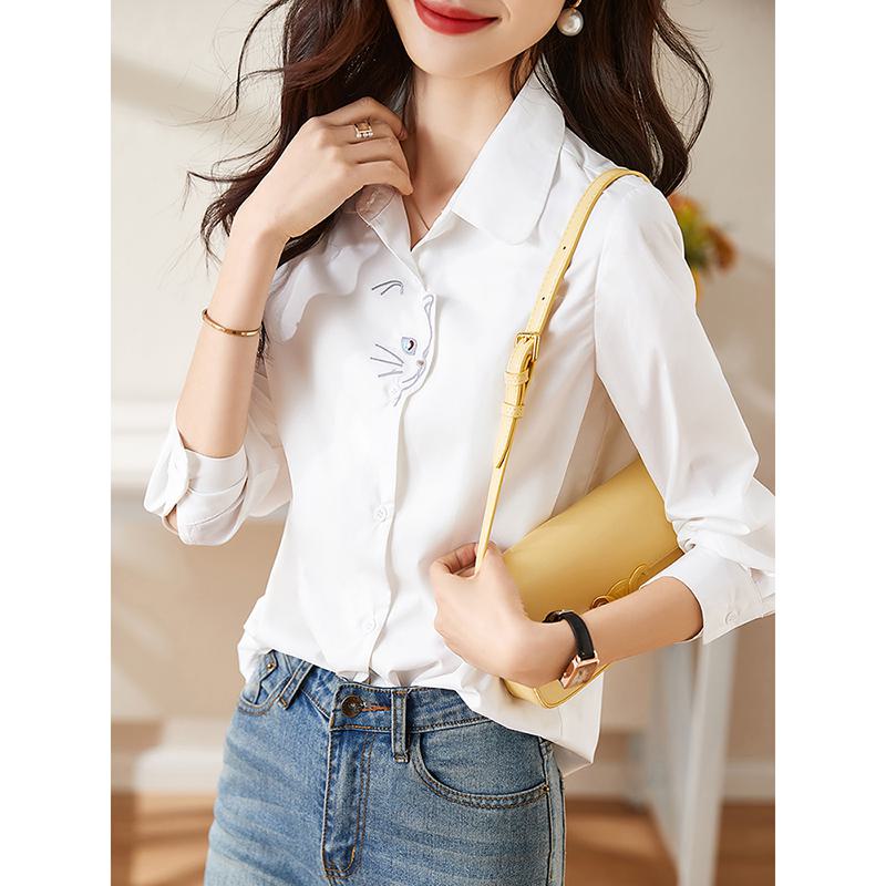 Versatile Kitty Loose-Fit Embroidery Shirt