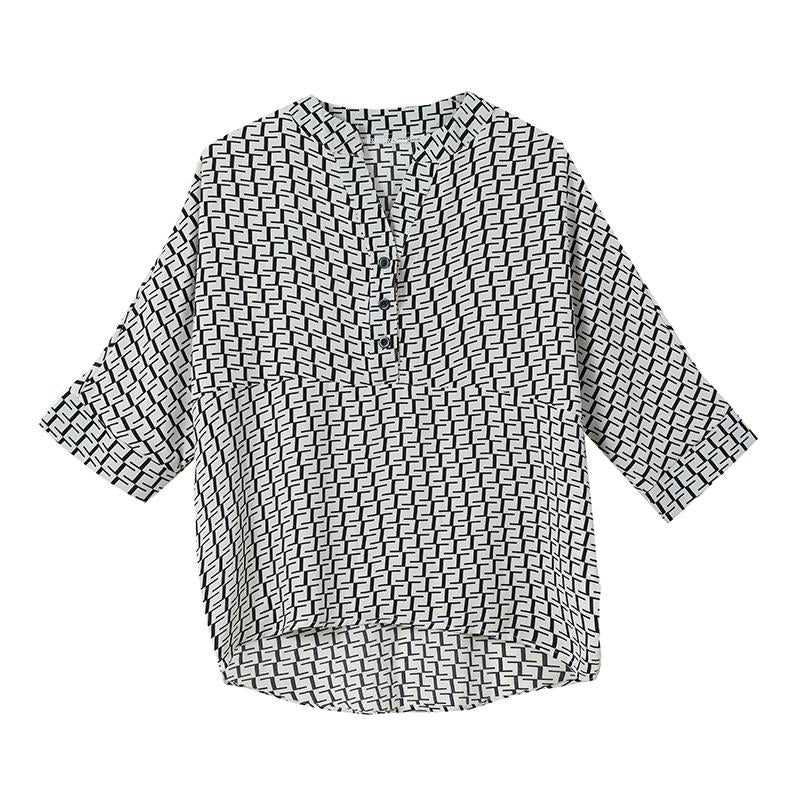 Camiseta de manga corta suelta y chic con estampado floral y cobertura para el vientre en chiffon Plus