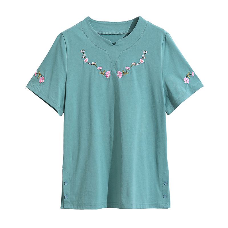 Lockeres, vielseitiges Kurzarm-T-Shirt aus reiner Baumwolle mit Bauch bedeckenden Knöpfen und Stickerei.