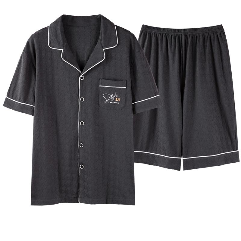 Conjunto de pijama de manga corta de lycra con cuello, botones y bolsillo delantero en jacquard