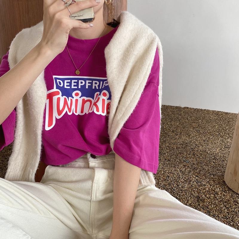 Locker geschnittenes T-Shirt im Preppy-Stil mit kurzen Ärmeln aus reiner Baumwolle