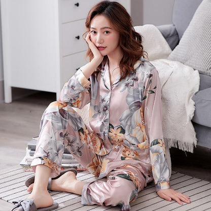 Conjunto de pijama de seda de manga larga con bolsillo de flores