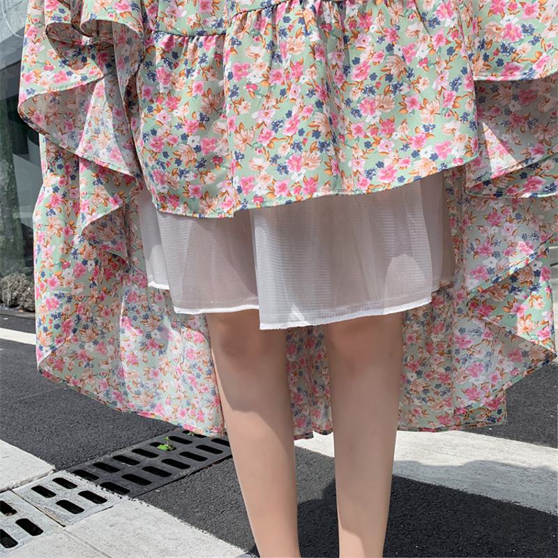 Falda de malla de hada con volantes de flores de parches.