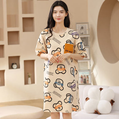 Eng anliegendes Lounge-Kleid aus reiner Baumwolle mit Bärenmotiv im Cartoon-Stil
