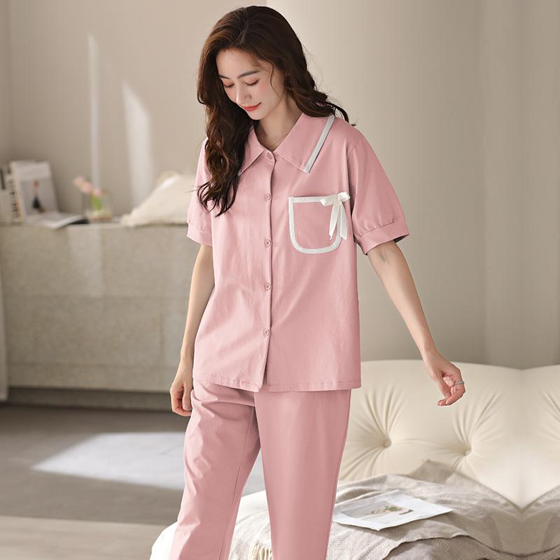 Pyjama-Set aus reiner Baumwolle mit Knopfleiste und Lycra-Tasche