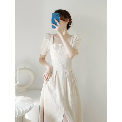 Retro Gentle Tailliertes Kleid mit elegantem Schlitz im exquisiten französischen Stil