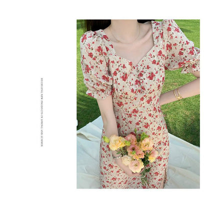 Vestido estilo francés con estampado floral retro de playa con cintura fruncida y abertura - Petite