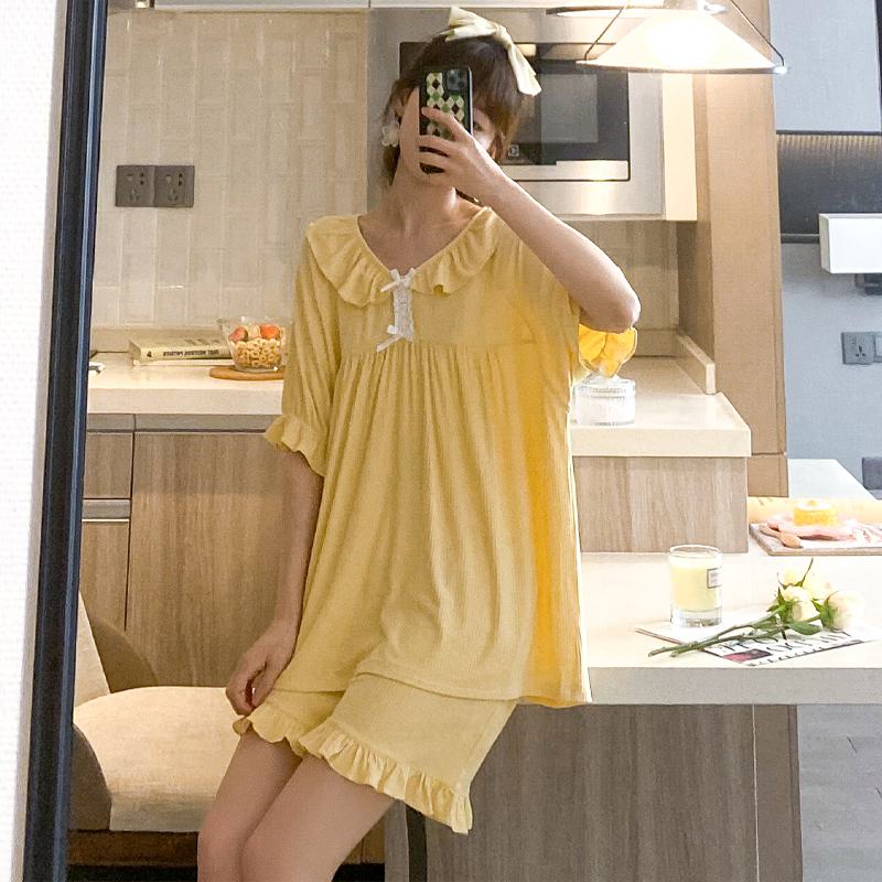 Conjunto de pijama amarillo de modal con lazada y pliegues
