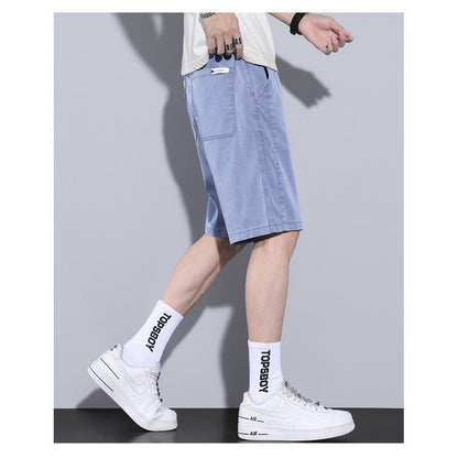 Shorts en lyocell et tencel à taille ajustable avec cordon.