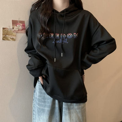 Simplicity Thin Fish Scales Plus Loose-Fit Letter Hoodie