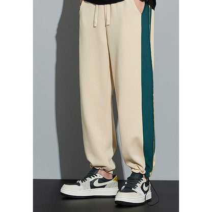 Knitted Sports Drawstring Tapered Wide-Leg Sweatpant