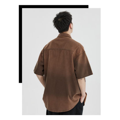 ゆったりとしたカジュアルなウォッシュアウトデザインのレトロ半袖シャツ