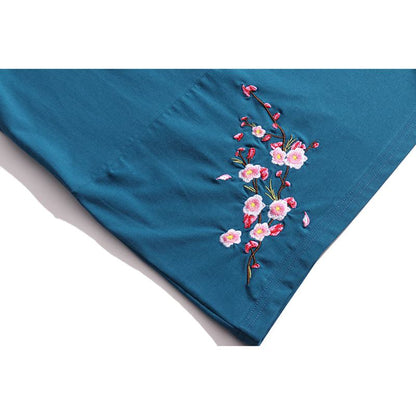 Camiseta de manga corta de algodón puro con cuello en V, corte suelto y bordado