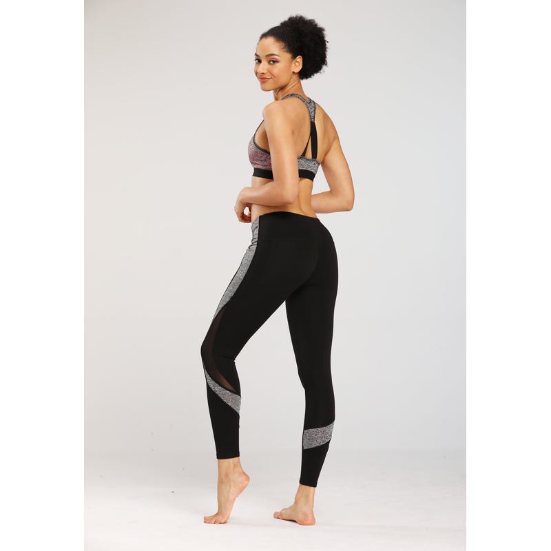 Eng anliegende, elastische Yoga-Sportleggings mit mittelhoher Taille, sportlichem Patchwork und schlanker Passform